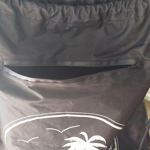 Travis Mathew Lightweight ShoulderString Backpack - Picture 4 of 4